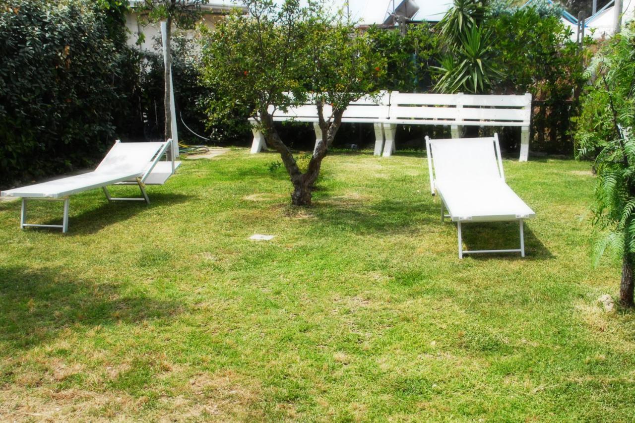 Marechiaro Paestum Hotel Exterior photo